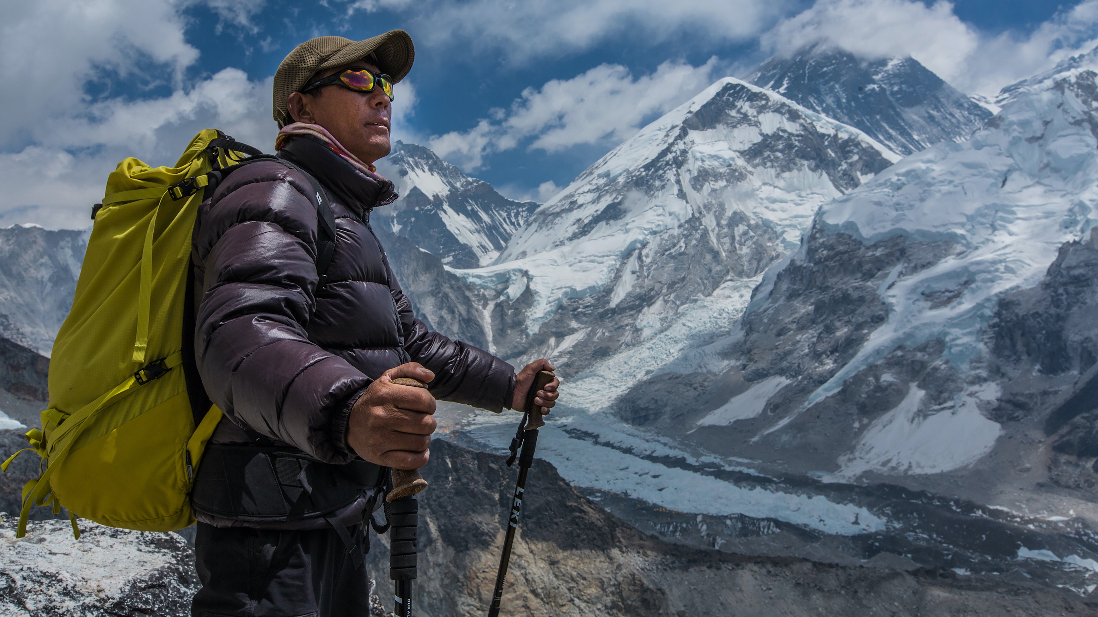 Everest Dark's poster