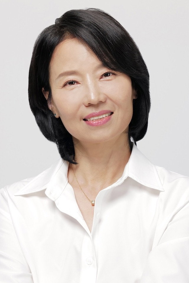Oh Min-ae's poster