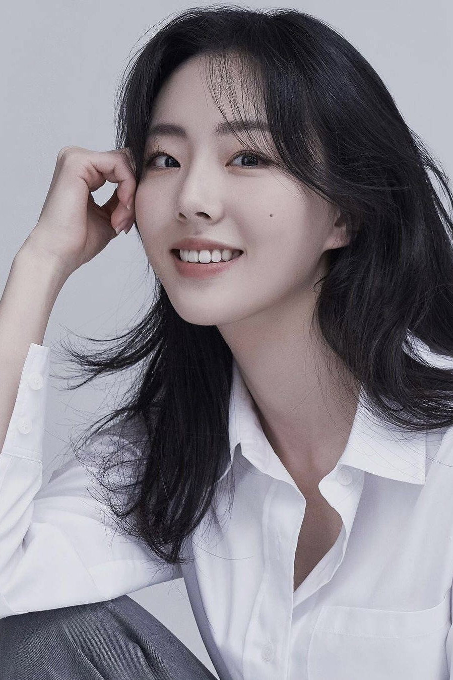 Song Young-ah's poster