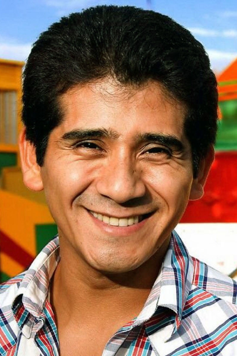 Oscar Guzmán's poster