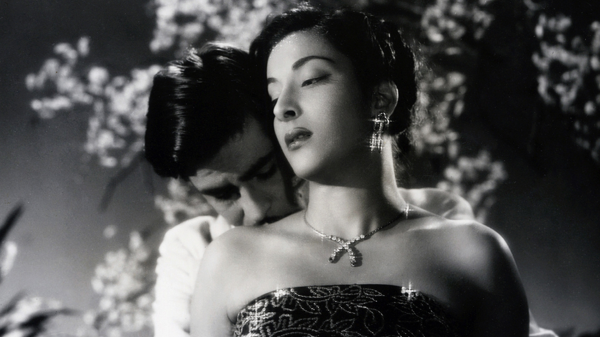 Awaara's poster