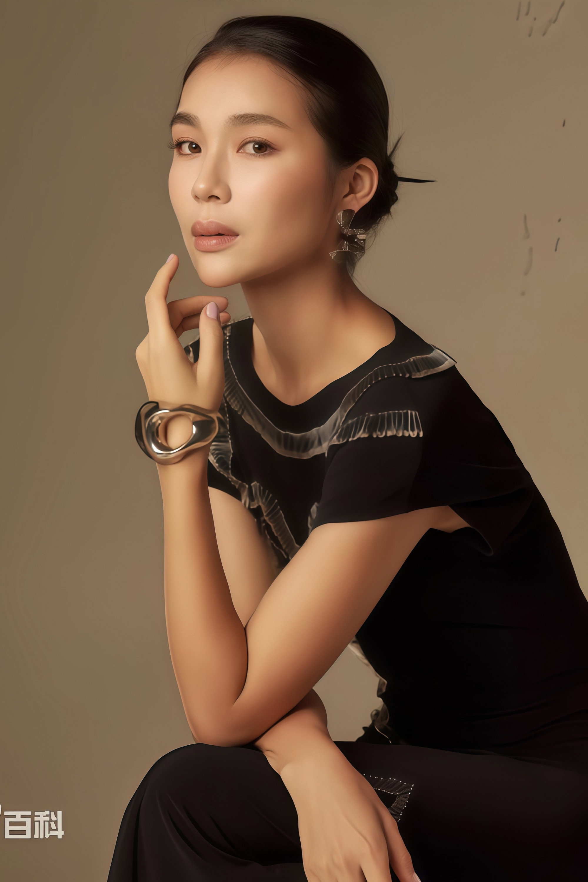 李柔潼's poster