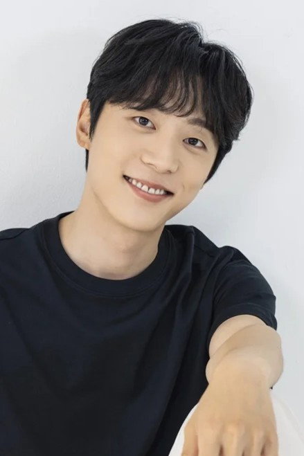 Shin Hyun-soo's poster