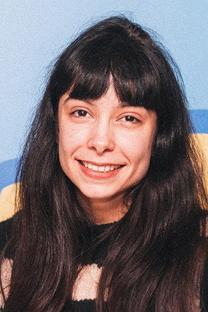 Laura Mahía's poster