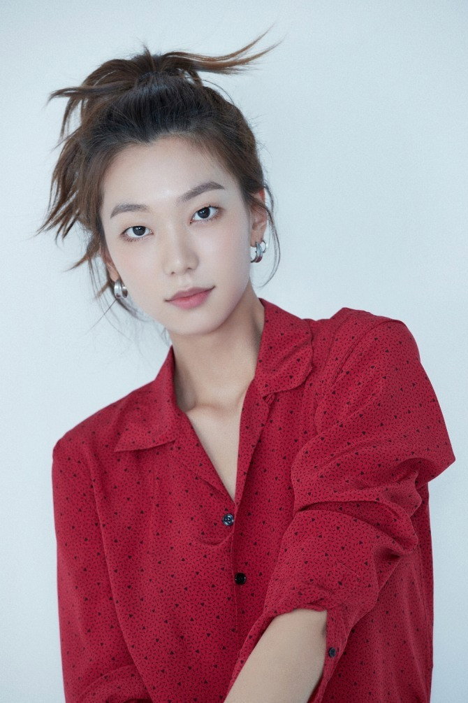 Lee Ho-jung's poster