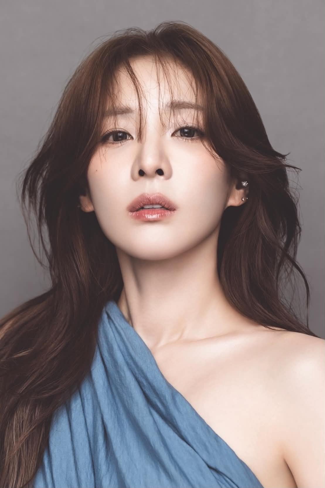 Sandara Park's poster