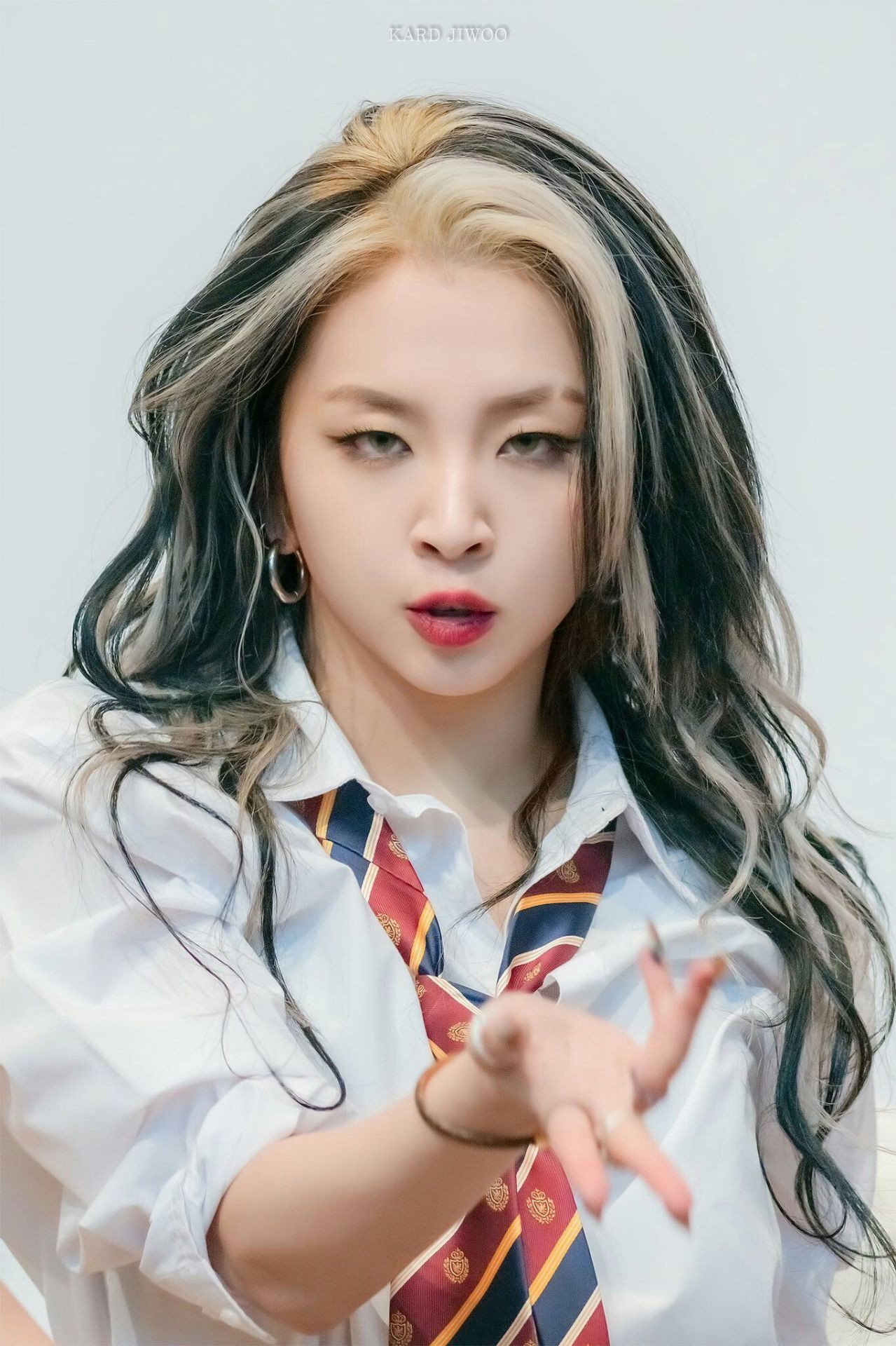 Jiwoo's poster