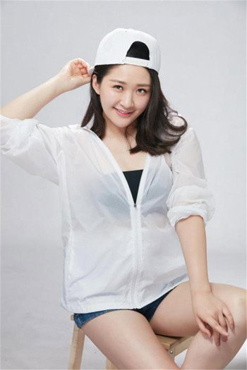 Shi Rui's poster