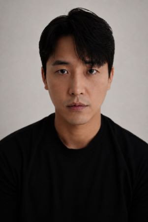 U Jung-u's poster