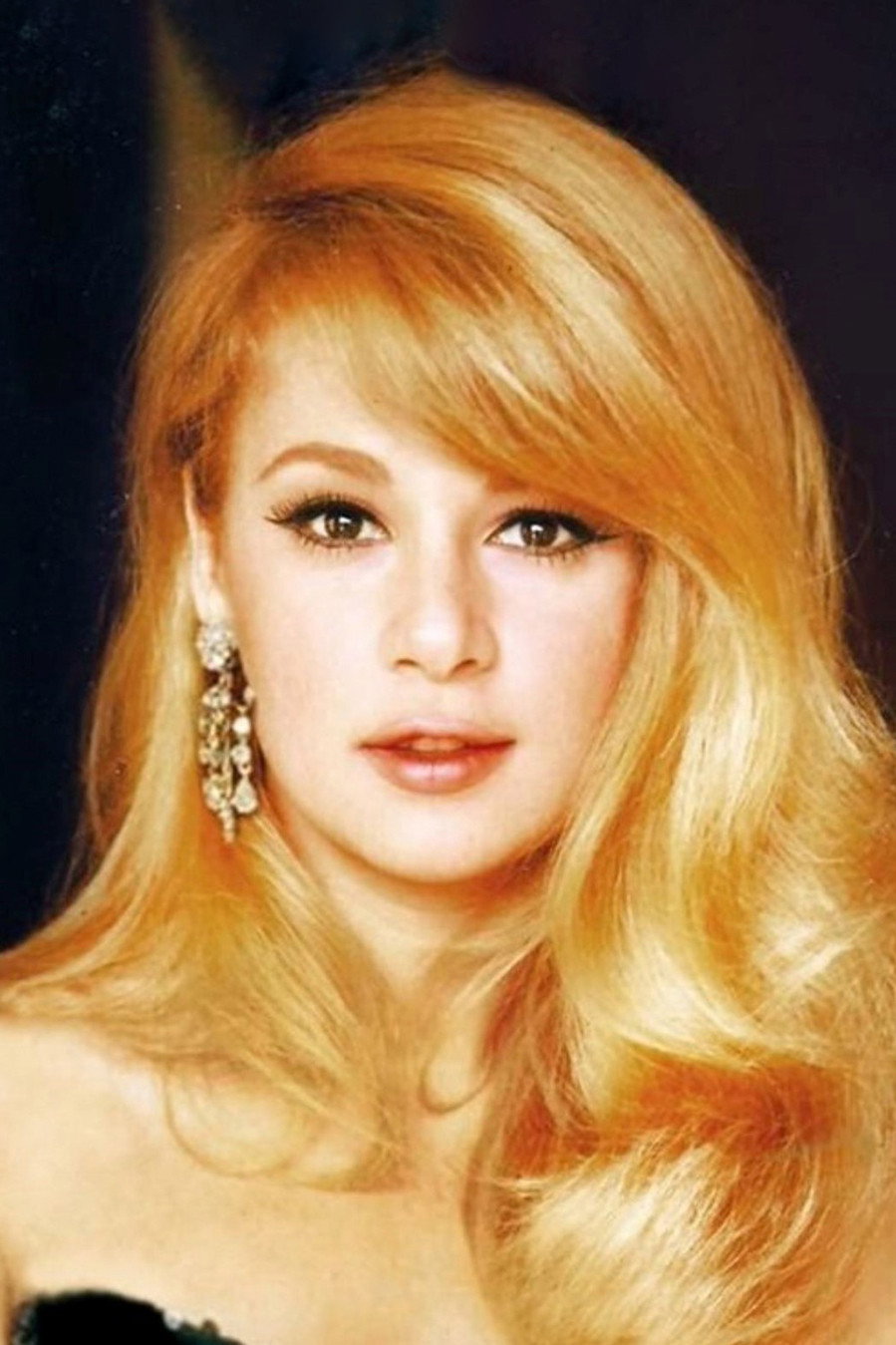 Aliki Vougiouklaki's poster