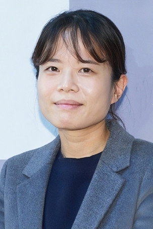 Kim Hee-won's poster