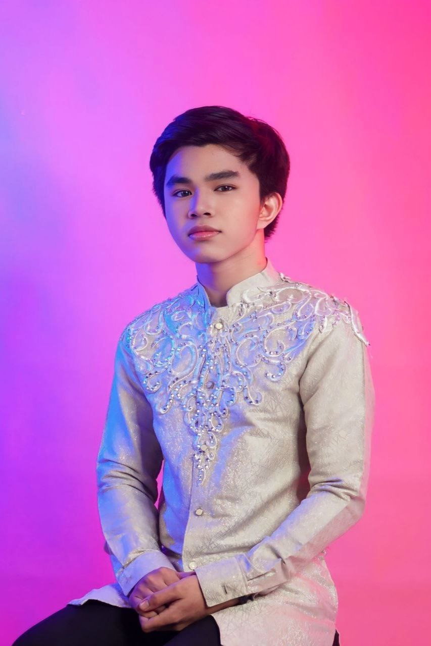 Xzyrone Sy's poster