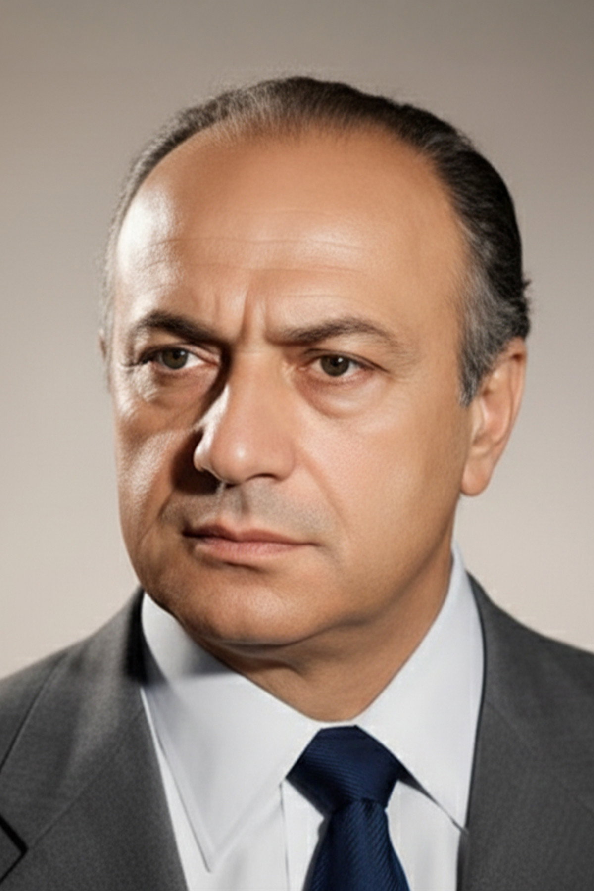 Hadi Hün's poster