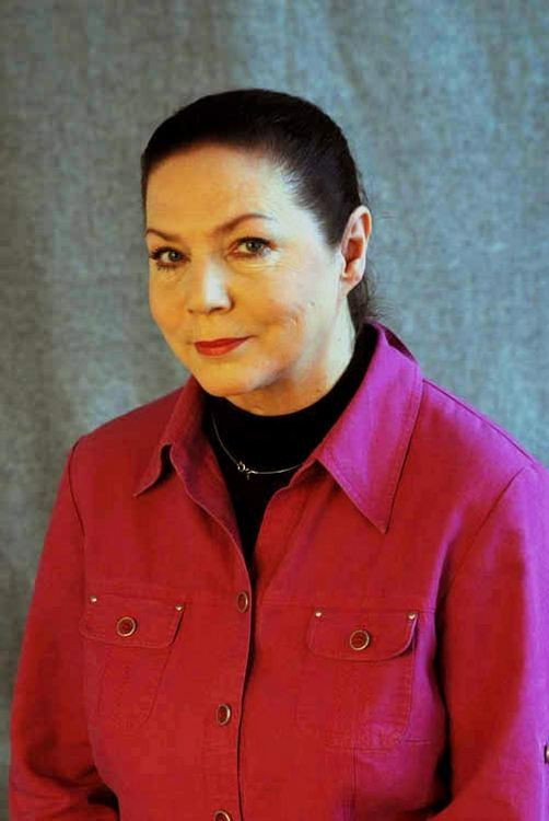 Nadezhda Khil's poster