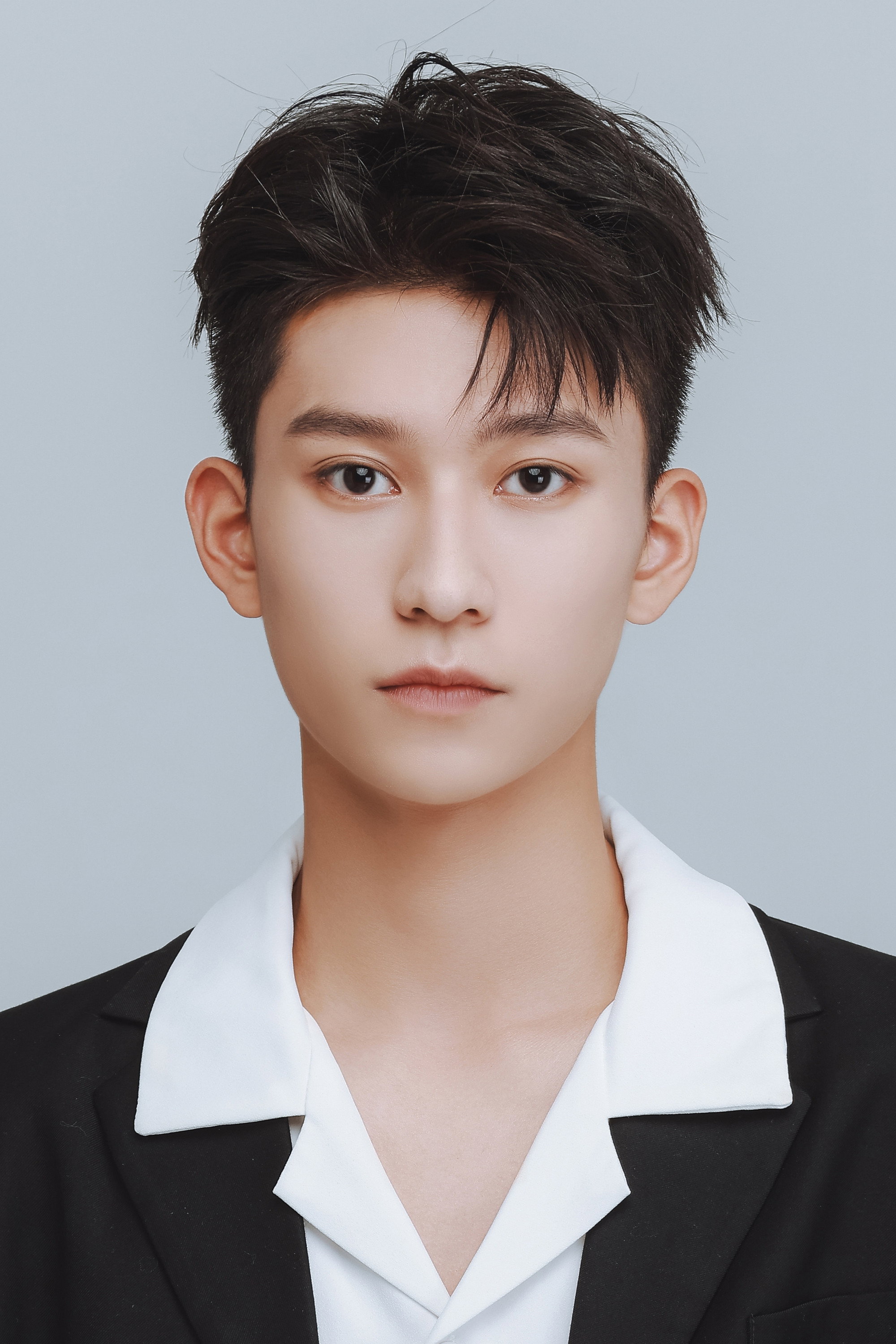 Li Haoze's poster