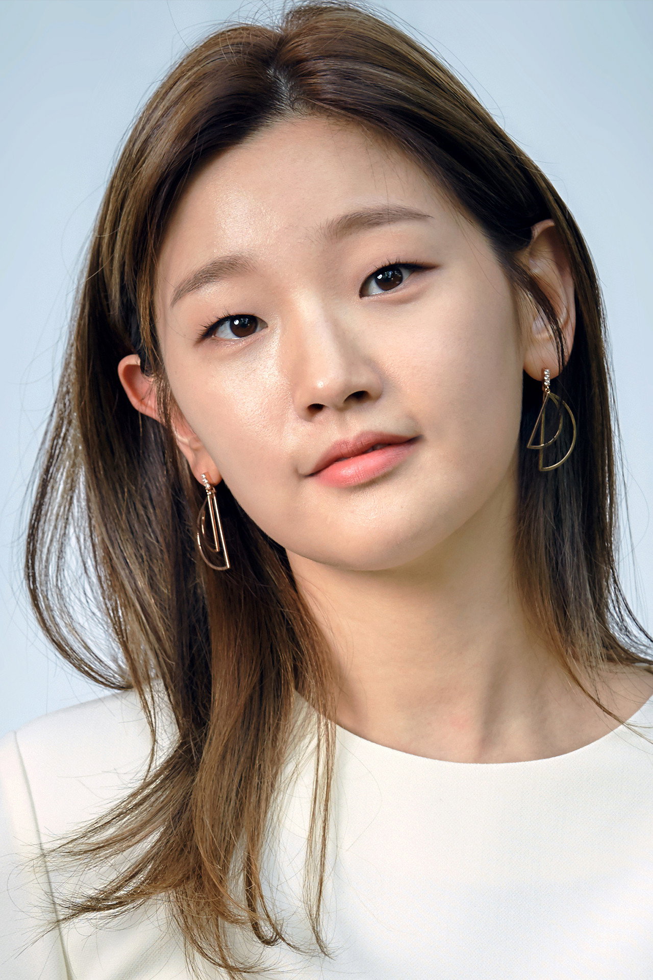 Park So-dam's poster