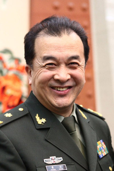 Hong Huang's poster
