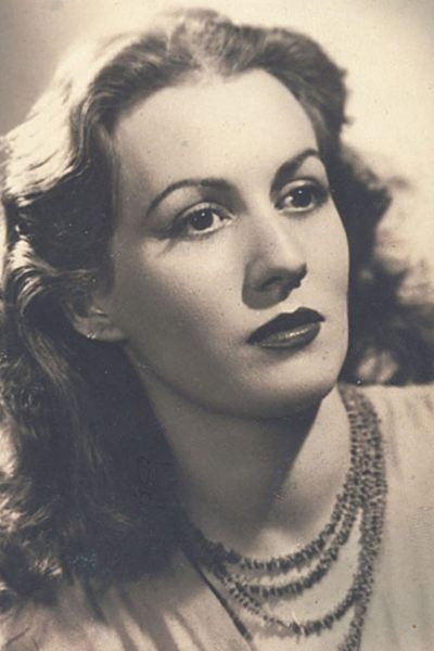 Adela Escartín's poster