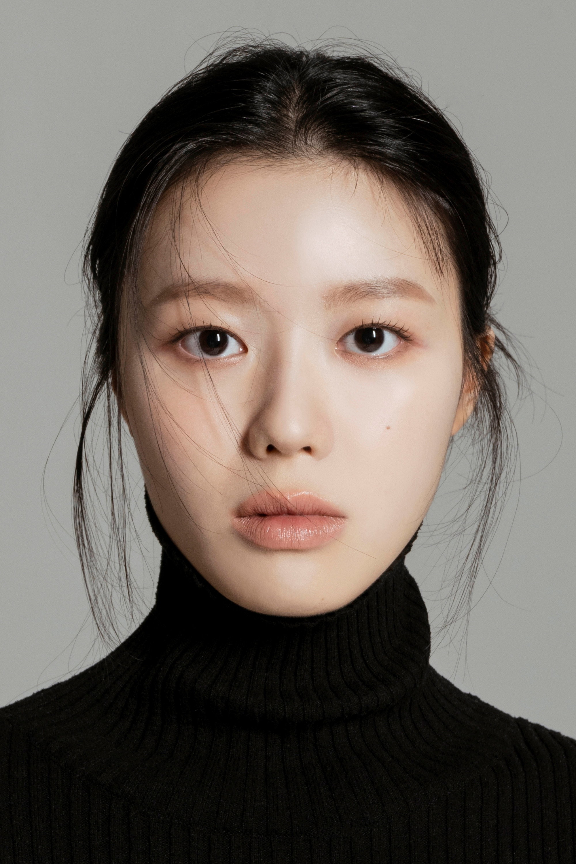 Jung Yi-ju's poster