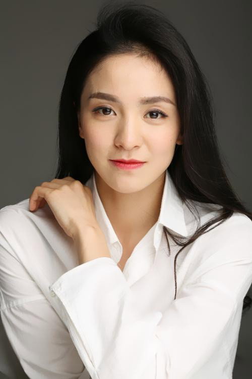 Tang Shiyi's poster