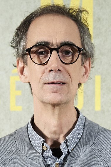 César Saratxu's poster