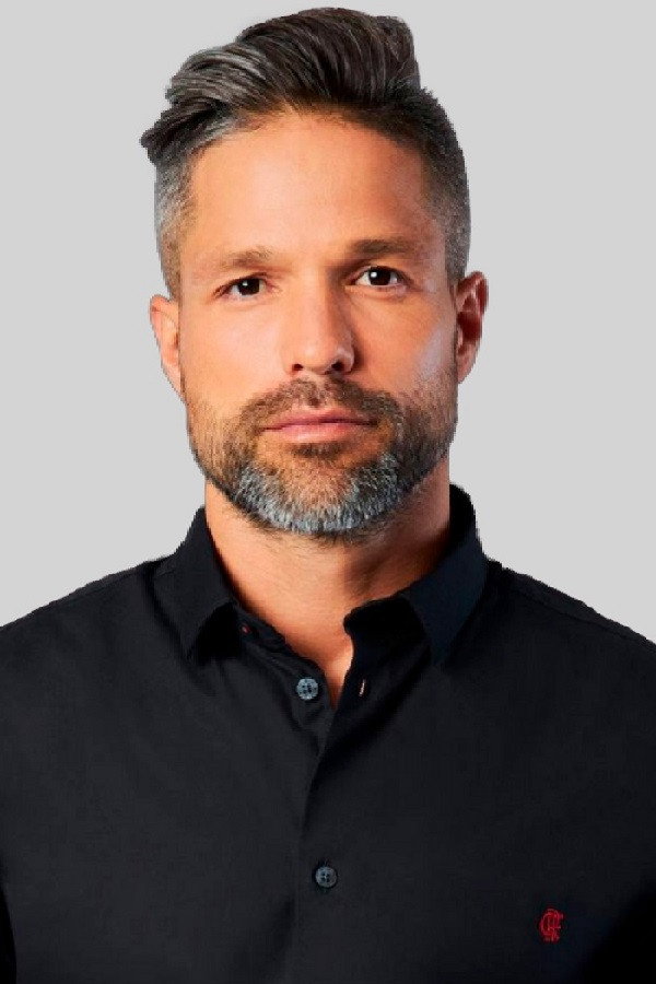 Diego Ribas's poster