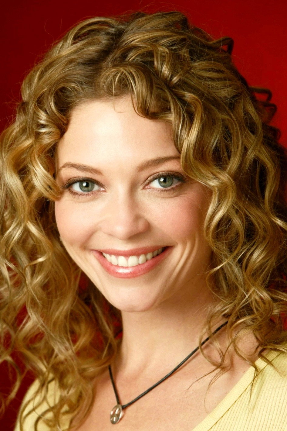 Amanda Detmer's poster