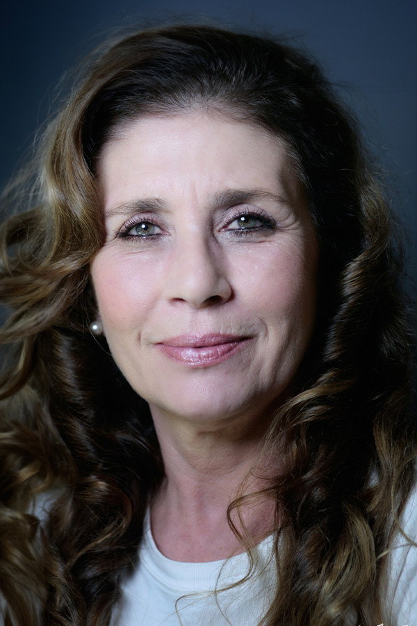 Betül Aşçıoğlu's poster