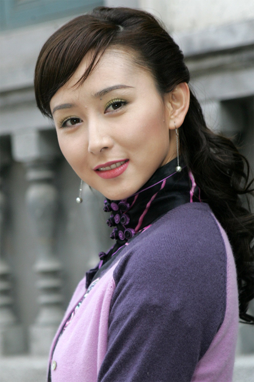 Hu Jing's poster