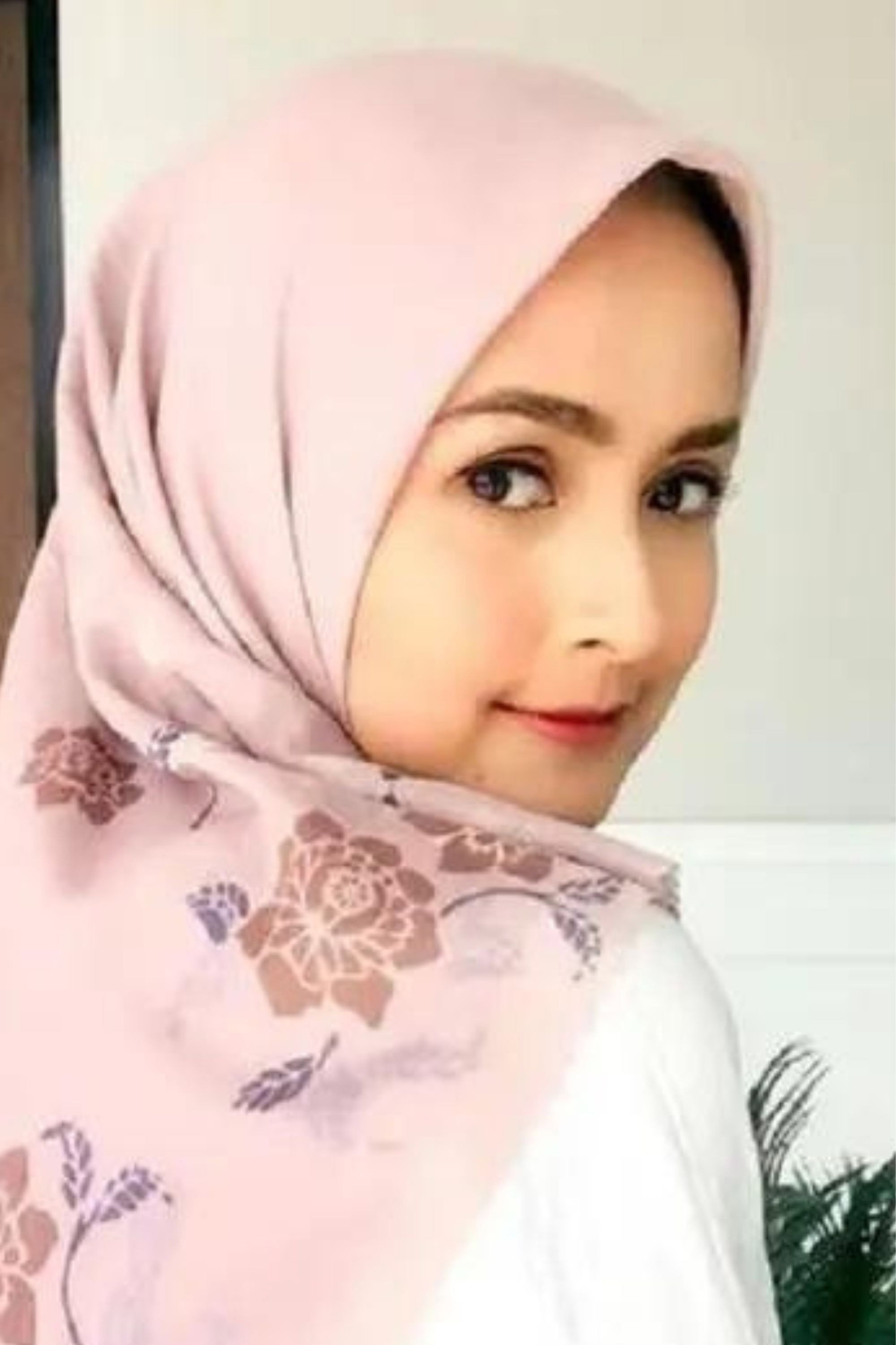 Lia Ananta's poster