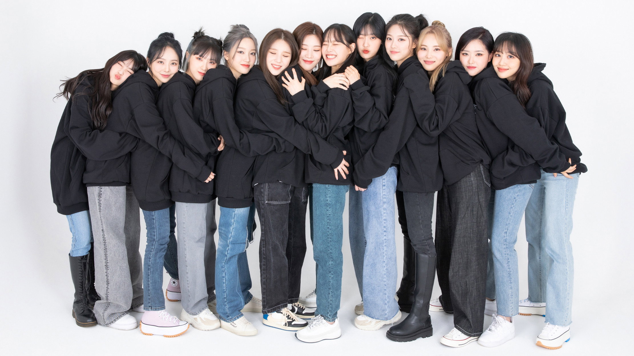 LOONAVERSE: FROM's poster