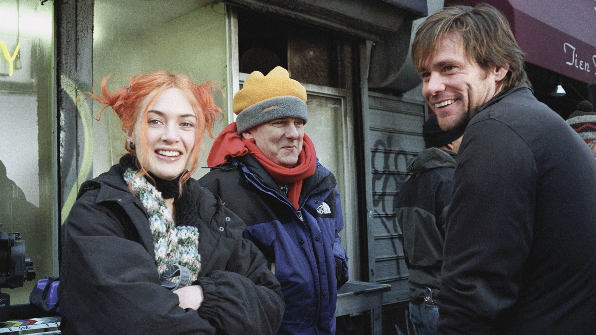 A Look Inside Eternal Sunshine of the Spotless Mind's poster