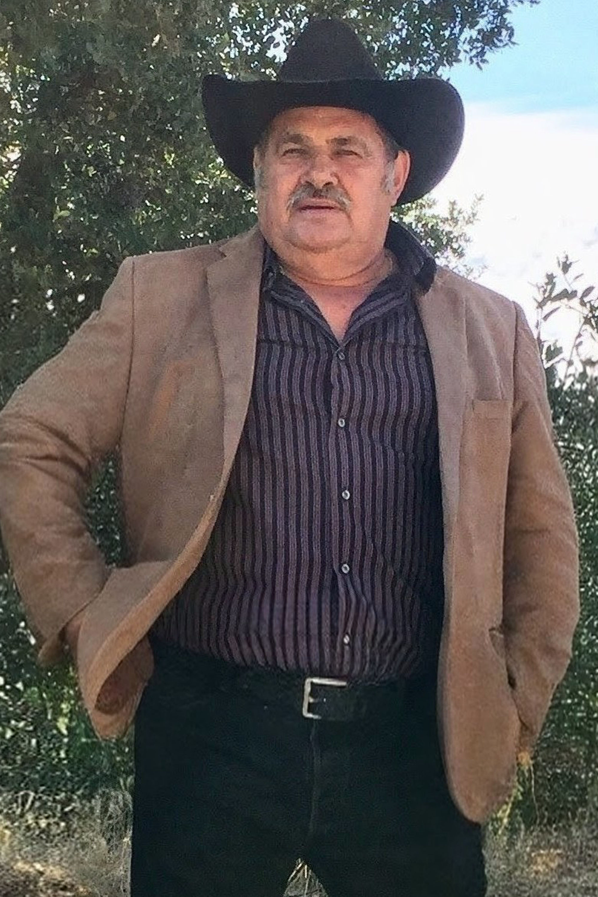 Luis Bañuelos's poster