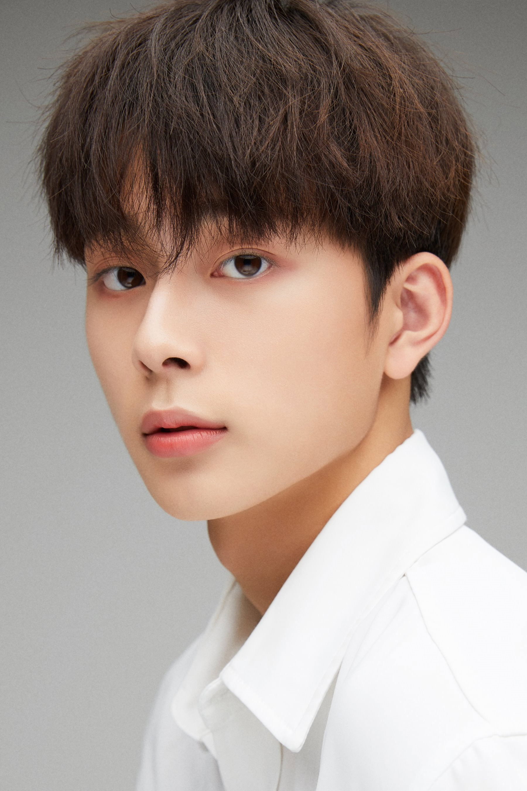 Yoo Seon-ho's poster