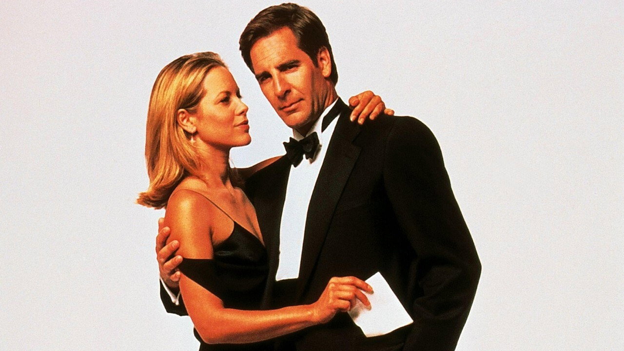Mr. & Mrs. Smith's poster