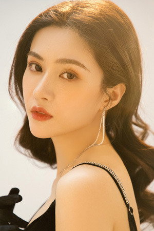Sun Zijun's poster