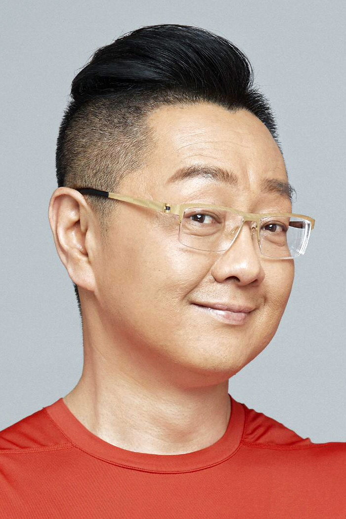 Zhang Shaogang's poster