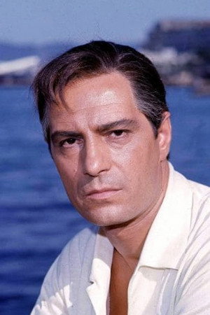 Nino Manfredi's poster