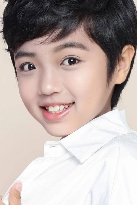 谢翔's poster