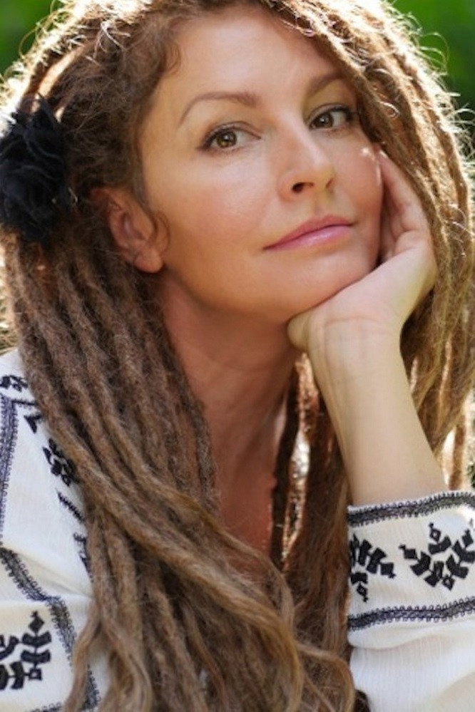 Simmone Mackinnon's poster