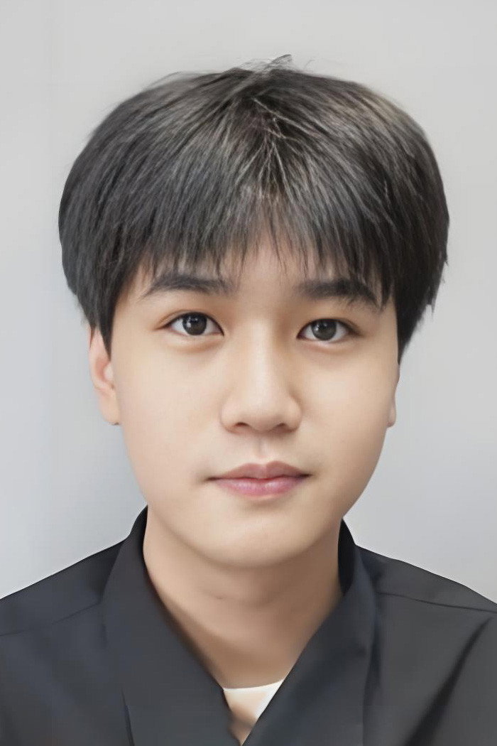 Yun Wei Yi's poster
