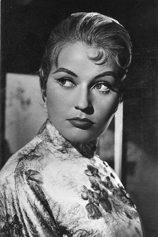 Analía Gadé's poster