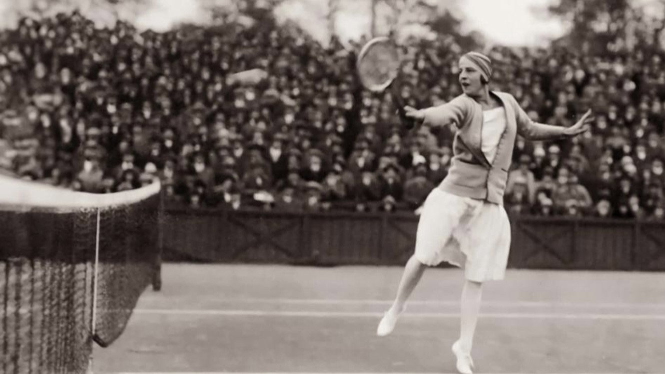 Suzanne Lenglen, the court of liberty's poster