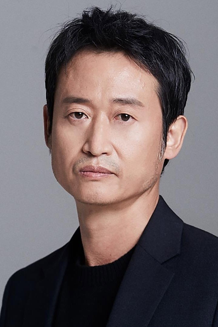 Yoo Seung-mok's poster