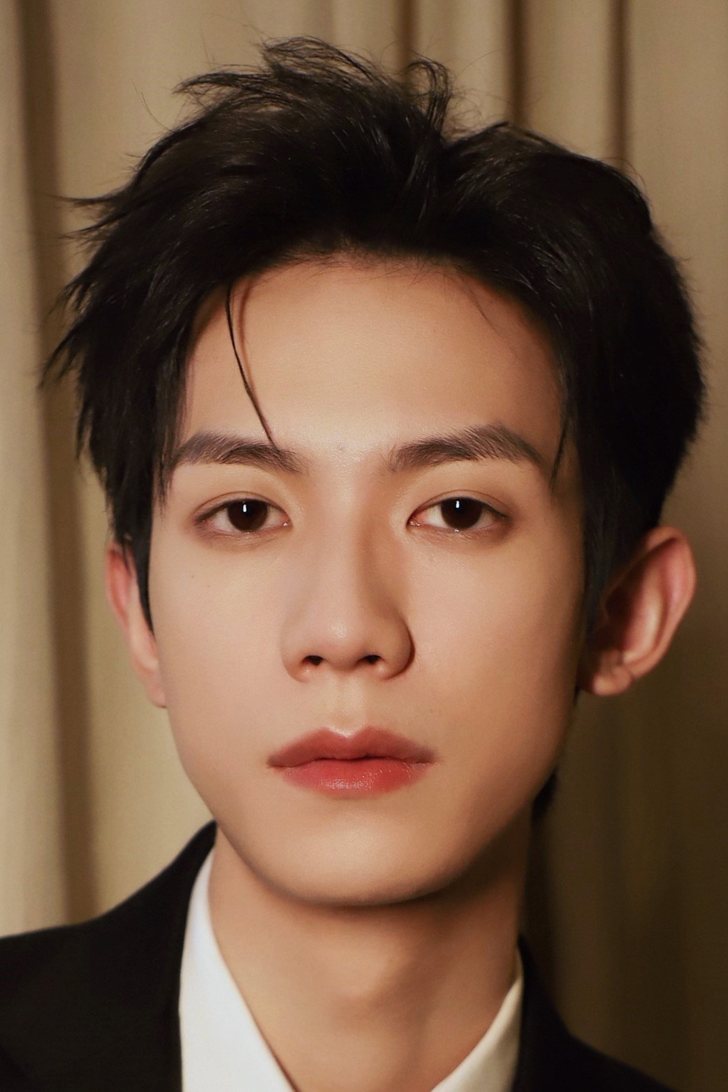 Wang Yijun's poster