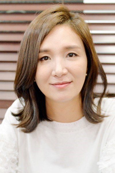Lee Jung-eun's poster