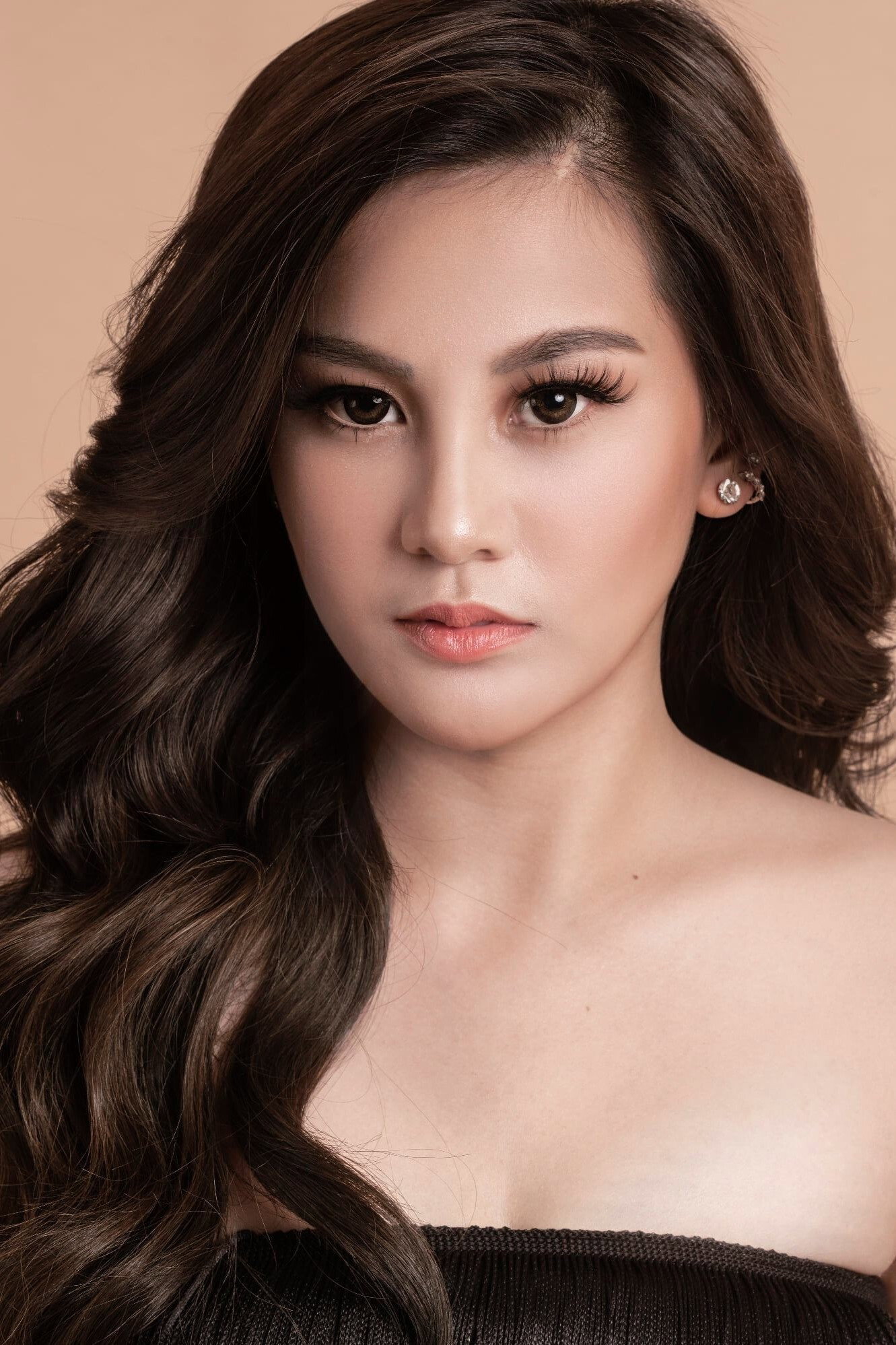 Cloe Barreto's poster