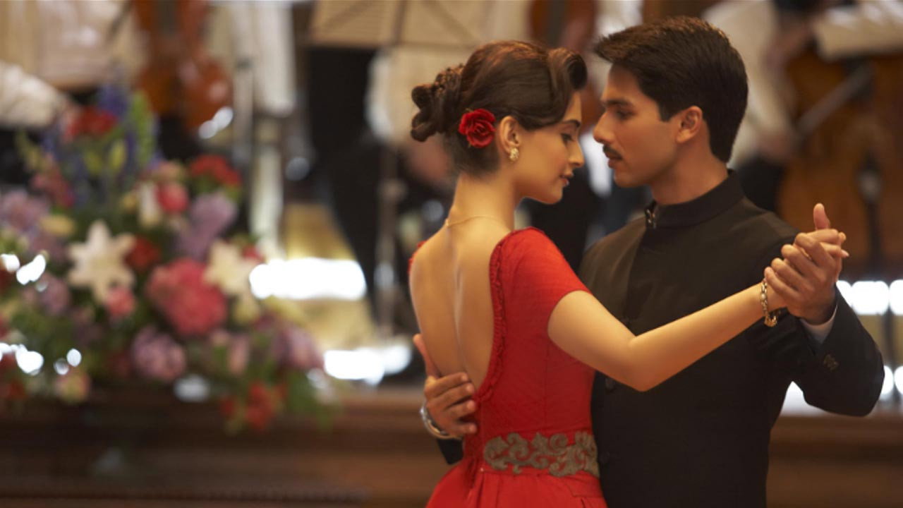 Mausam's poster