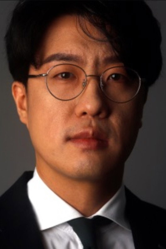 Lee Soo-hyung's poster
