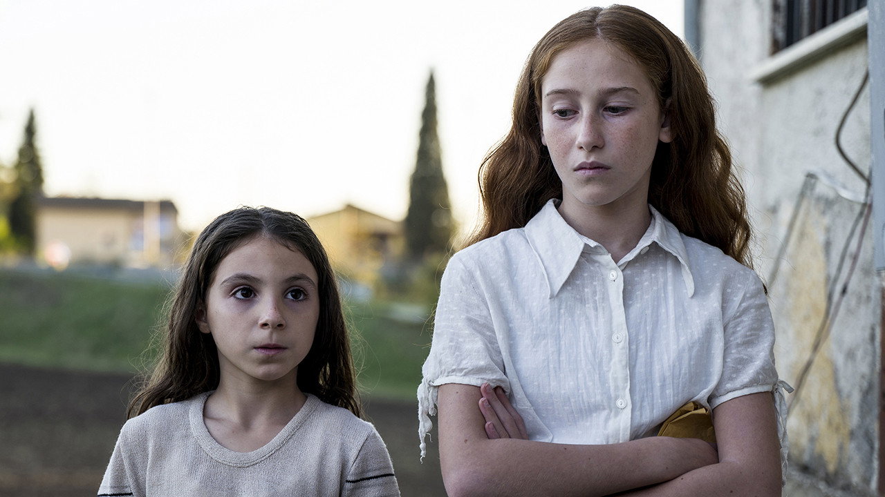 A Girl Returned's poster